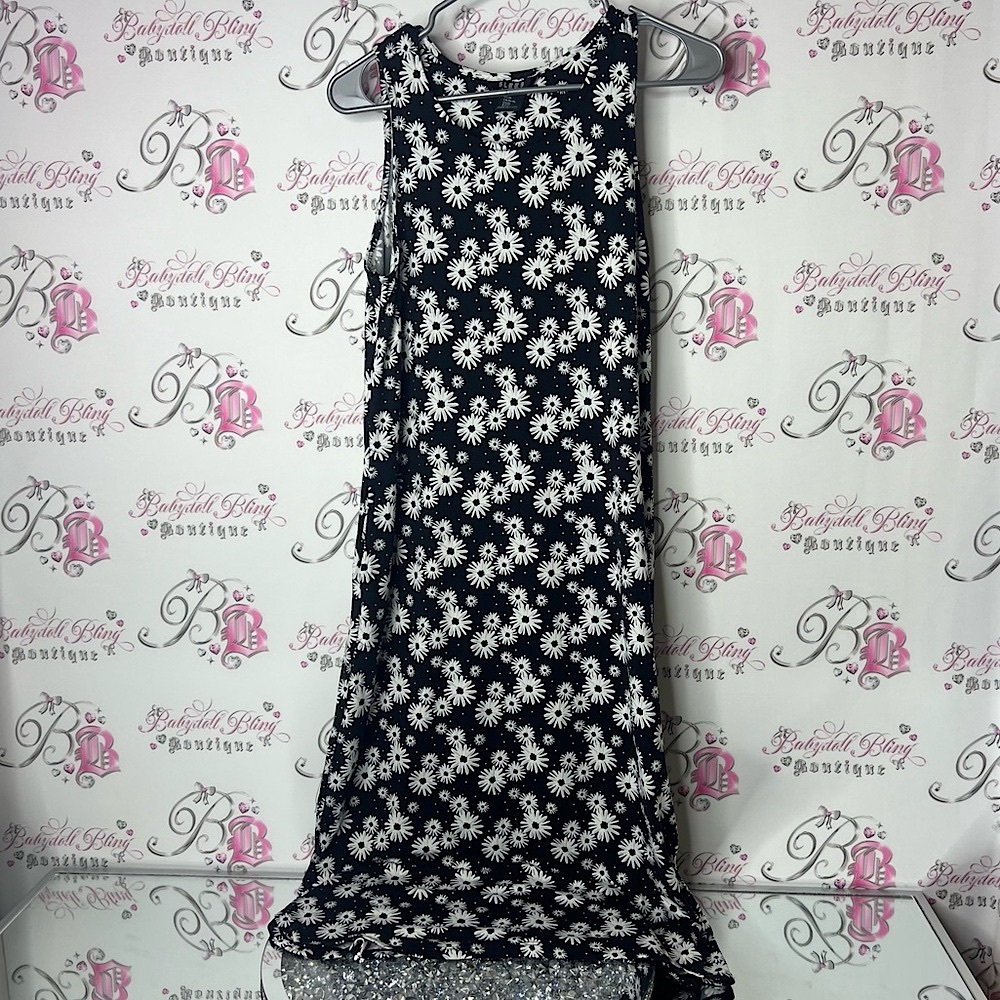 Sleep studio long dress flowers black white Floral Sleeveless Maxi Dress